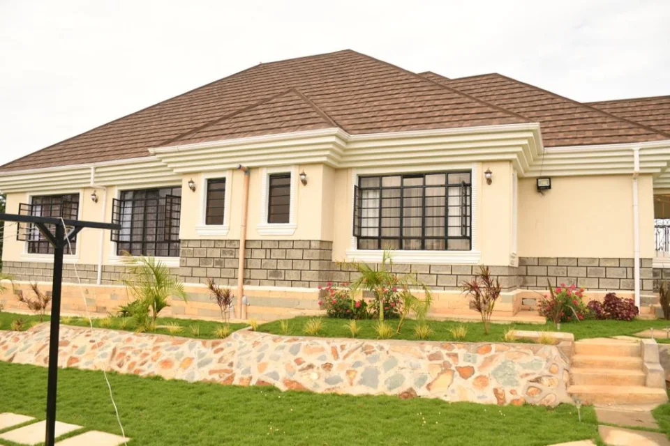 4 Bedroom Bungalow 